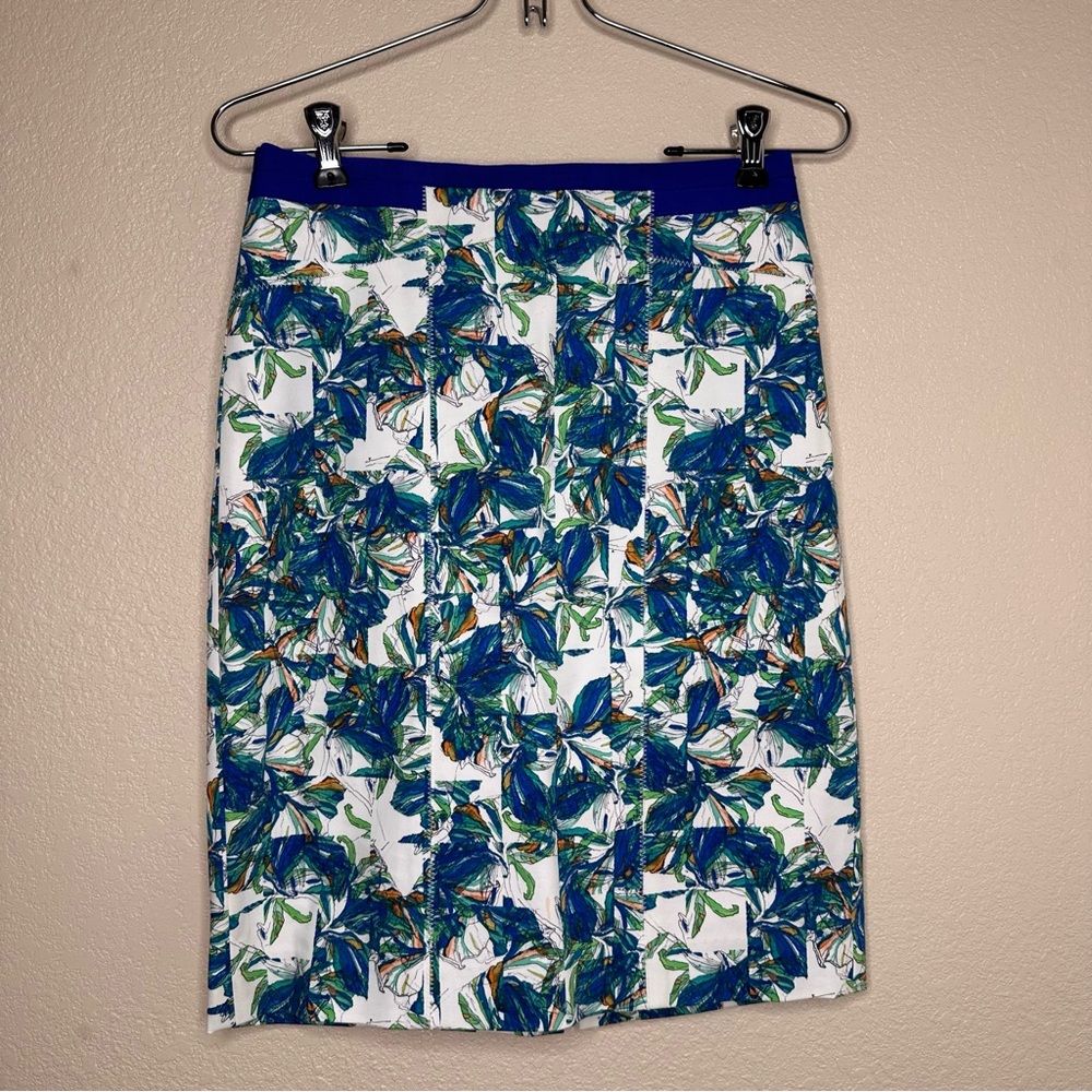 Club Monaco Francis Blue Floral Pencil Skirt size 0 - Picture 1 of 7